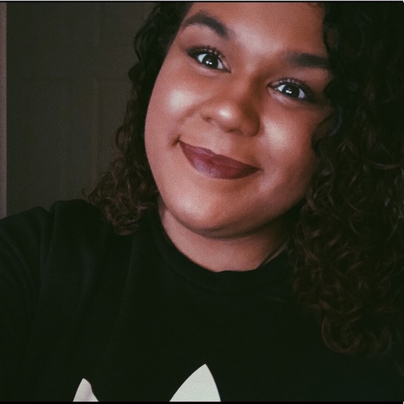 Meet your Posher, Kali - Picture 1 of 1